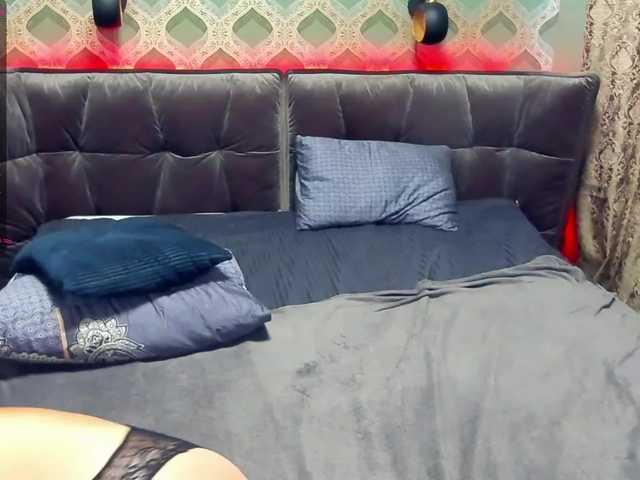 Ringhäälingupildid RihanaFox