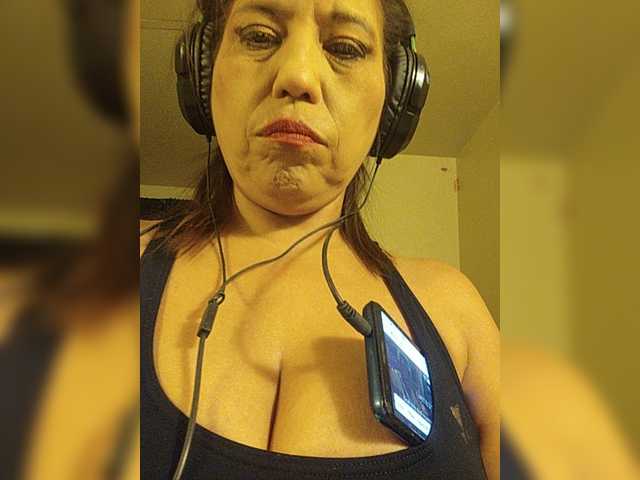 Ringhäälingupildid RockingRoxy