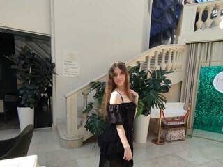 Erootiline videovestlus -KittyDoll-Meow-