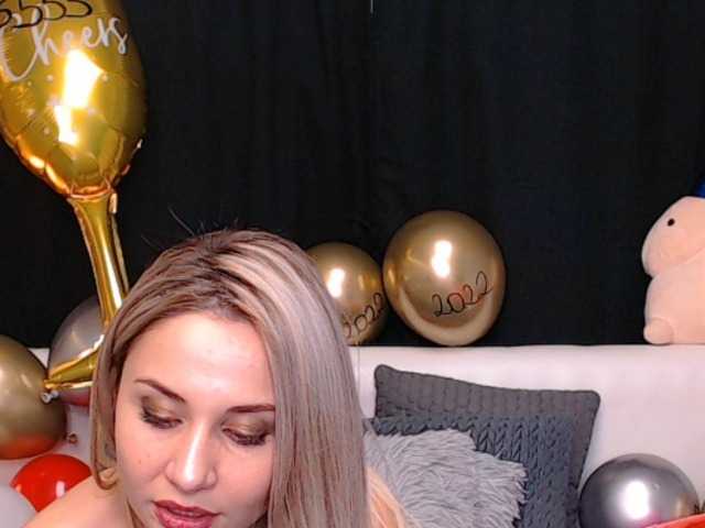 Fotod RoseCoxxx Welcome! :) Biggest tipper got Free Premium Snap+ 1 Video! :) #free #snap #cum #squirt #anal #blonde #teen #lovense #lush #toy #pvt