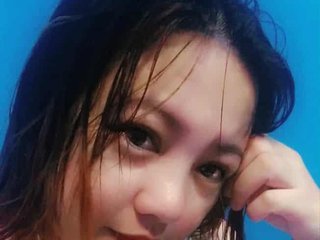 Erootiline videovestlus RoseSLUTsquirt