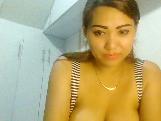 Fotod Rosselyn tits 20, pussy 100, and full naked #499