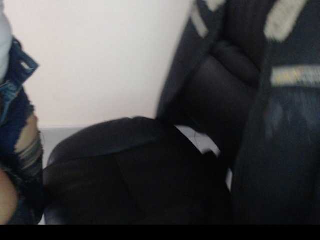 Ringhäälingupildid RoxaneFox