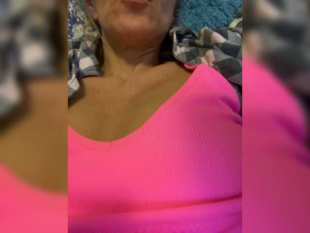 Fotod SolaLola Hello) Privat 100 and play with me and my toys$100 Subscribe on my page and look at me in private​