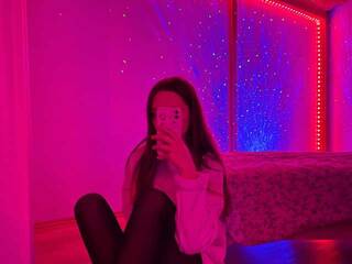 Erootiline videovestlus sadhellokitty