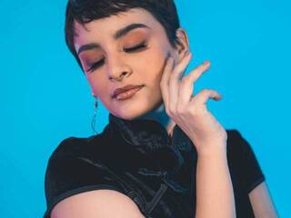 Erootiline videovestlus SakuraHanu