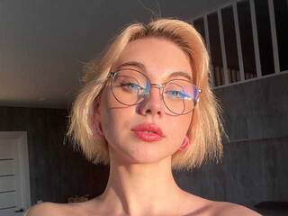 Erootiline videovestlus sakuramt