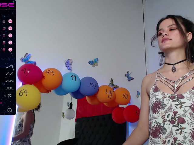 Fotod salo-smith Play with my balloon Each one Contine a great show