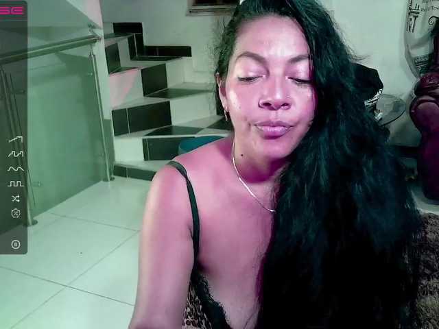 Ringhäälingupildid Salome-honey9