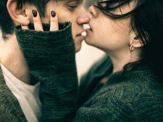 Erootiline videovestlus Saloreya