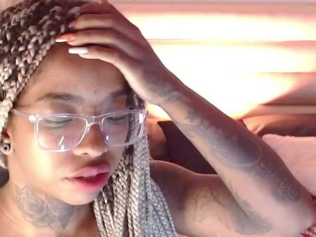 Ringhäälingupildid samantaafox