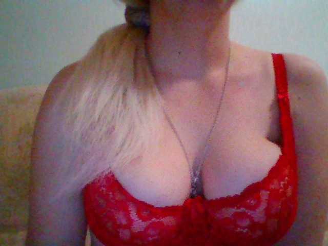 Fotod Samiliya23 «Tip me 50 if you think that l am cute. l'll rate your cock for 30 .»