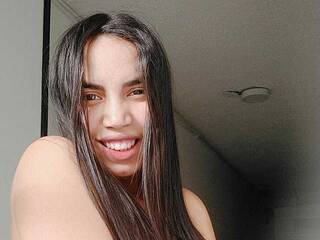 Erootiline videovestlus SapphiraBron