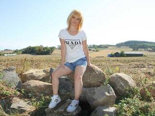 Erootiline videovestlus SarahAnn