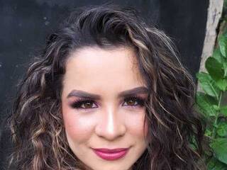 Erootiline videovestlus sarastone