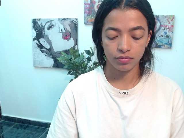 Ringhäälingupildid sarathomson1