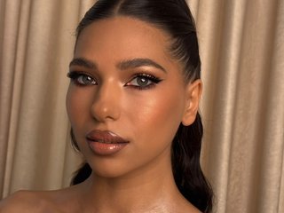 Erootiline videovestlus Sashaluvv