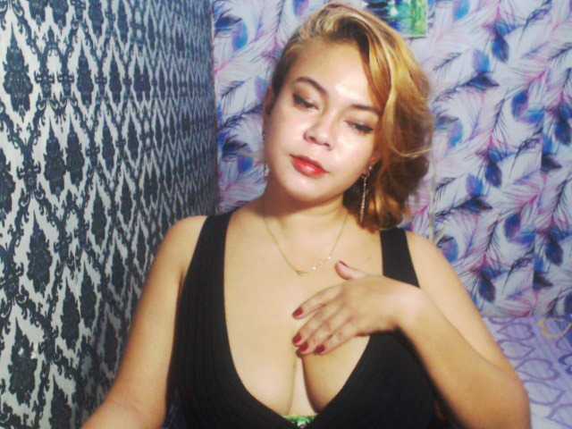 Ringhäälingupildid SassyClit