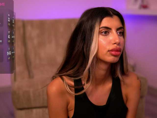 Ringhäälingupildid SassyxChloe