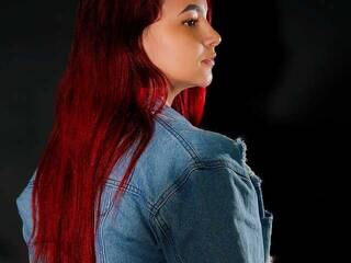 Erootiline videovestlus Scarlet-Joness