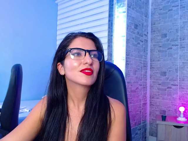 Fotod ScarletWhite Sexy teacher would like to split her wet pussy, "Make me cum on your cock" /Squirting show AT GOAL, enjoy with me daddy ♥