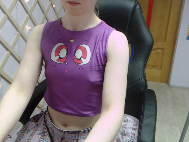 Fotod SelinaSwan Hi friends! Go to play, i want can hot show!