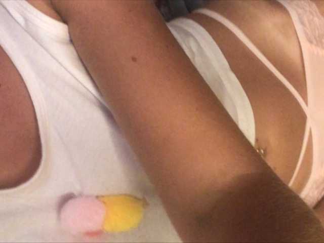 Ringhäälingupildid sensualmilana