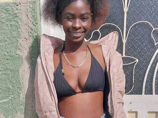 Erootiline videovestlus SereneWinslet