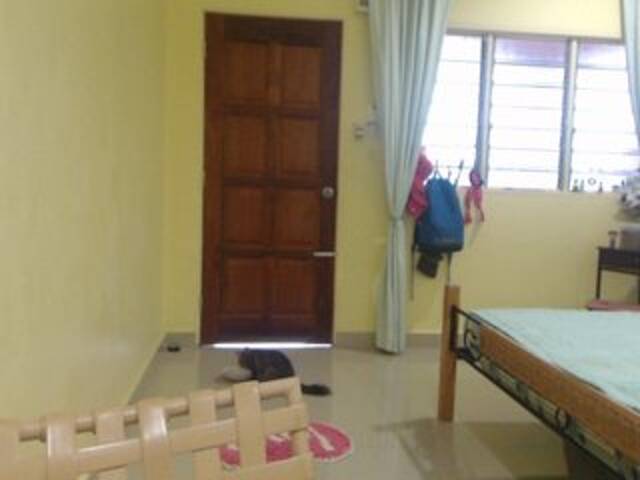 Ringhäälingupildid SexiBelle