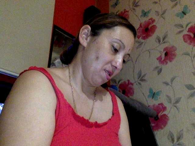 Fotod sexmari39 Helllo i m here for naughty fun roleplay and games xoxoxoxox. :big_107 :big13 :big44