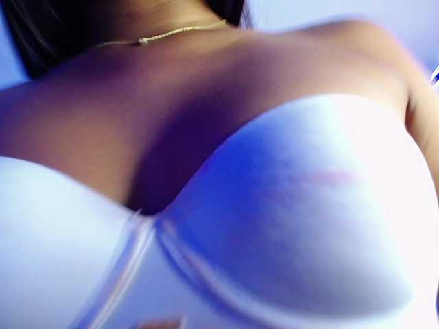 Ringhäälingupildid SexyAppetite