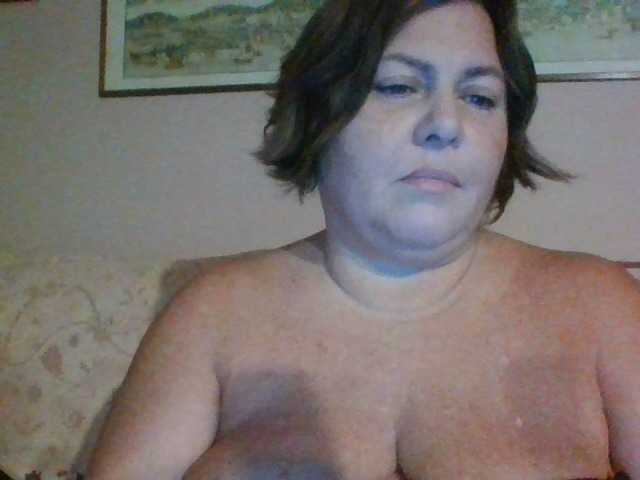 Fotod sexydeby 30 tkn for tits , 70 tkn for pussy and 100 tokens for orgasm!