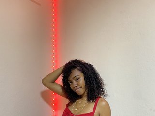 Erootiline videovestlus SexyFrenchDoll