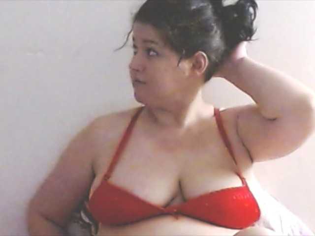 Ringhäälingupildid SexyHotEmma