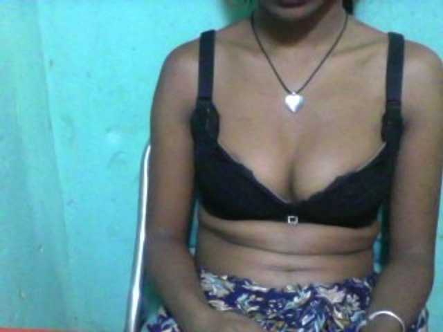 Fotod sexyqueen00 Hi guys ; tip for every request