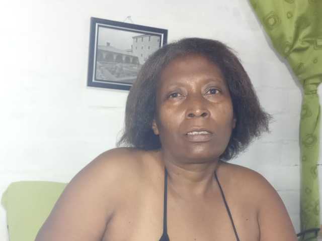 Profiili foto zulayxxx
