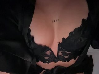 Erootiline videovestlus Shaima