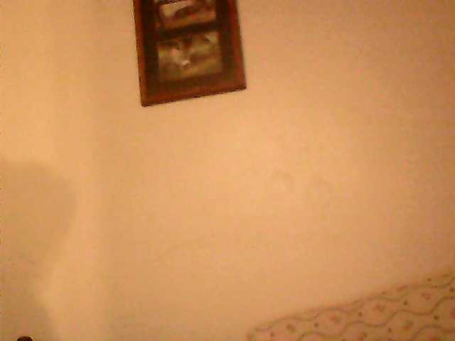 Fotod shannabbw shanas room enjoy my room surpsie at @it be worth your while if help out