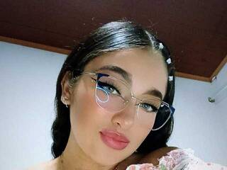 Erootiline videovestlus Sharlot-Daft