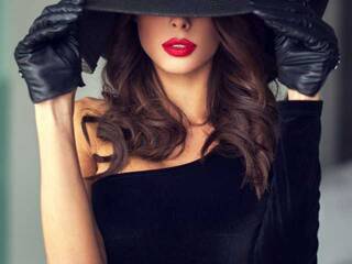 Erootiline videovestlus SharonCollins