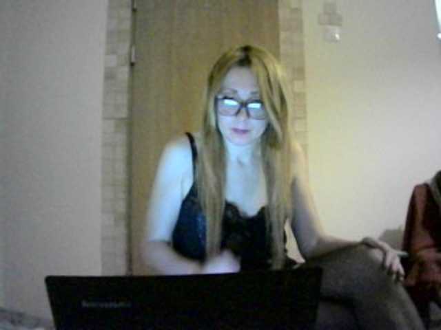 Ringhäälingupildid ShayaWinx