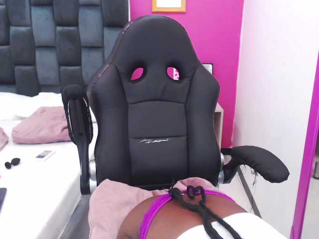 Ringhäälingupildid ShaylaSexx