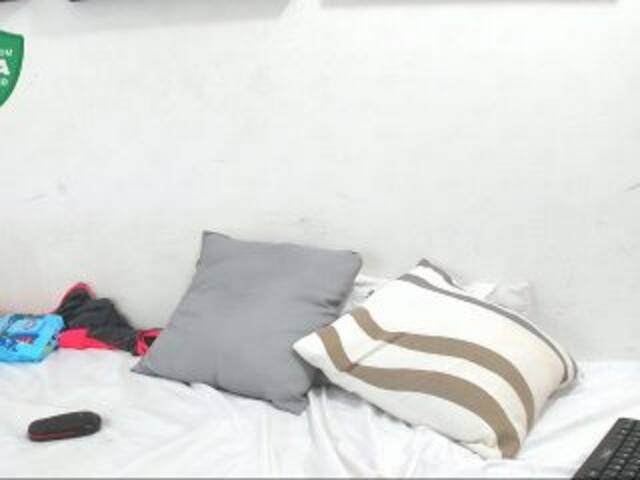 Ringhäälingupildid sheetchloe