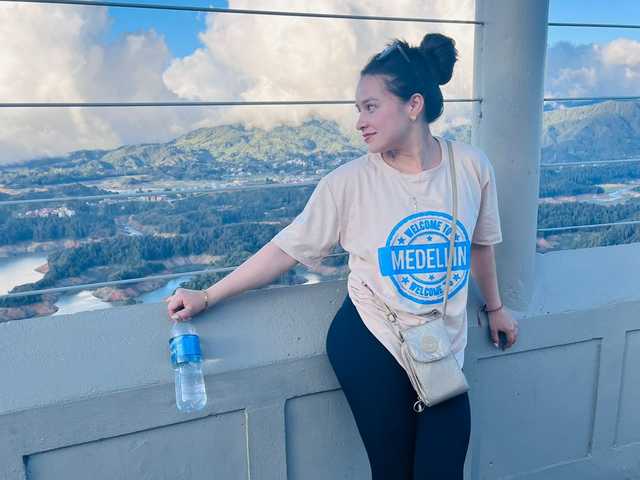 Profiili foto shekina