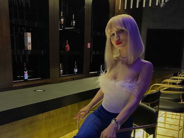 Profiili foto nicoleblonde