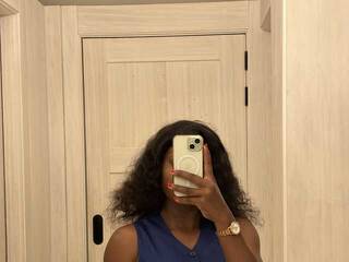 Erootiline videovestlus ShySerena