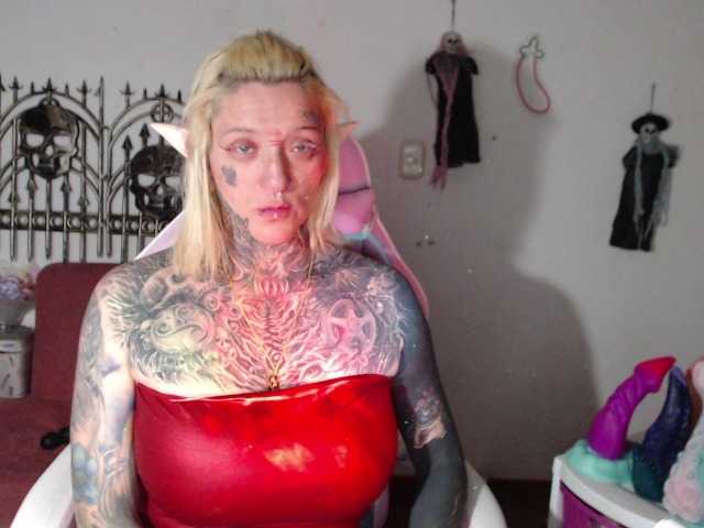 show my tits naked and my throat want to eat ur cock me love to make slime drool