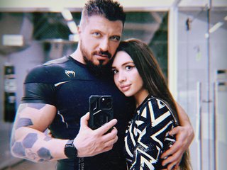 Erootiline videovestlus SnakeandTina