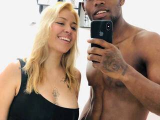 Erootiline videovestlus sofia-y-jack