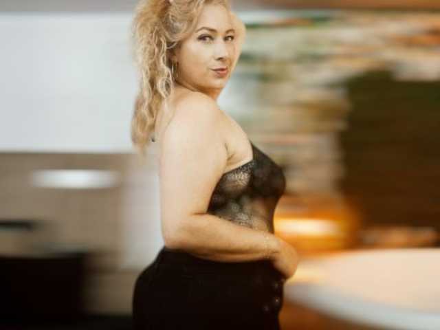 Profiili foto sofiacurvy